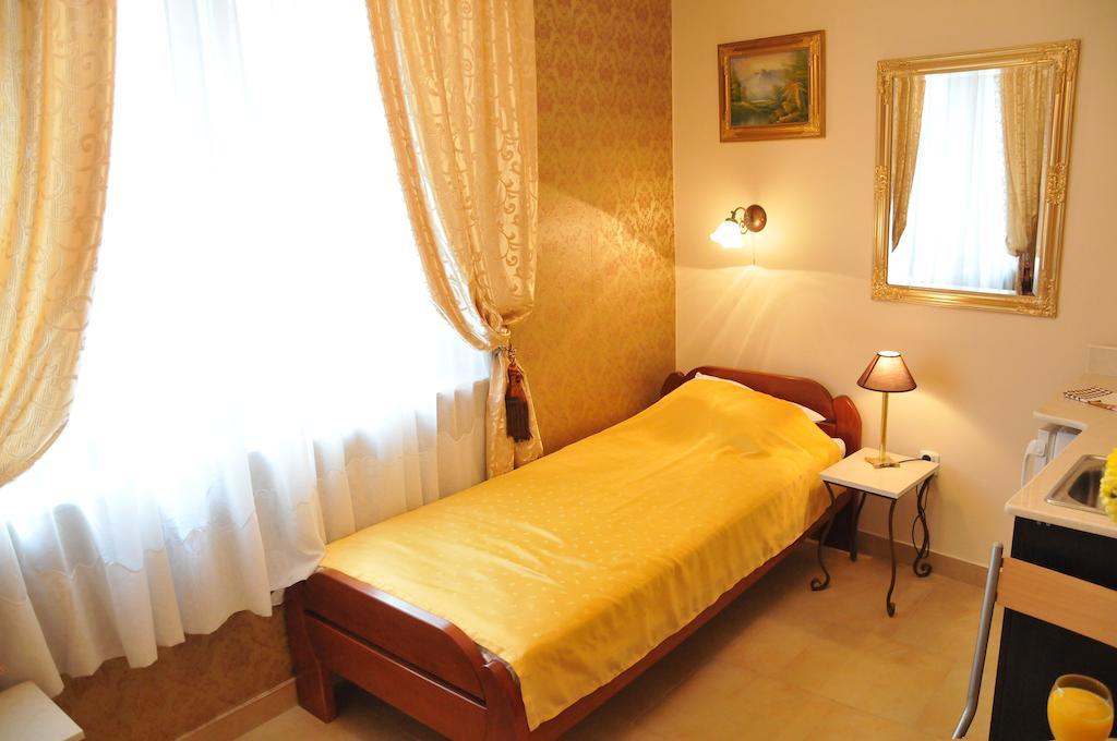 Royal Apartments Ni الغرفة الصورة